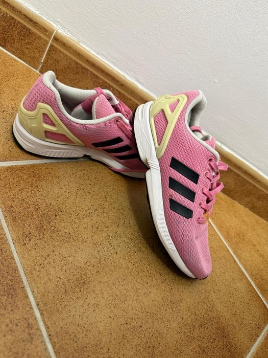 Adidași roz Adidas
