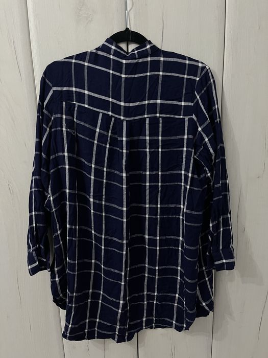 Къси панталонки, дълга риза,тип туника и пола с цепка