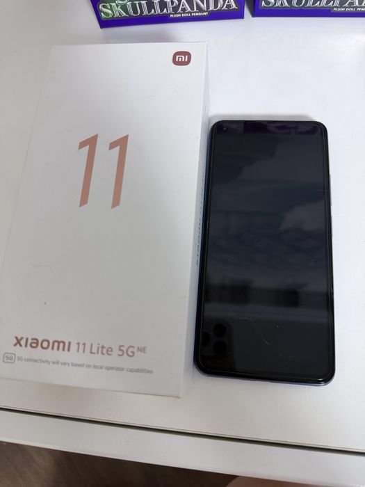 Продам телефон Xiaomi 11 lite 5G
