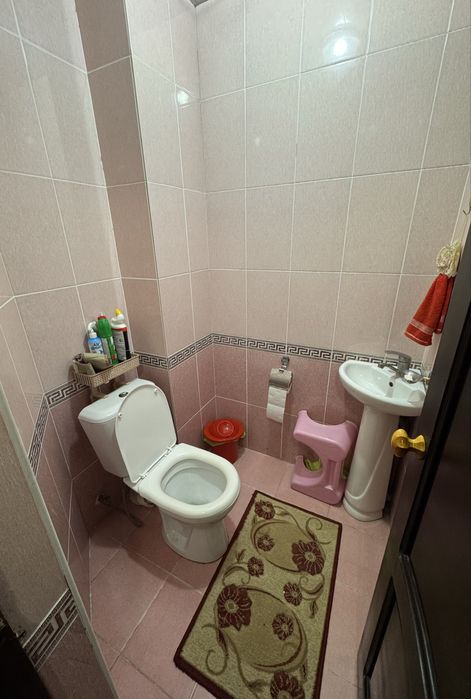 Уч-тепа 26-квартал 4-хона 1-этаж г’иштли у’зимни уйим сотилади