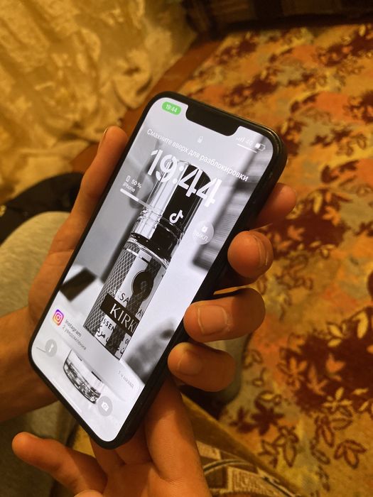 iPhone 13 черный