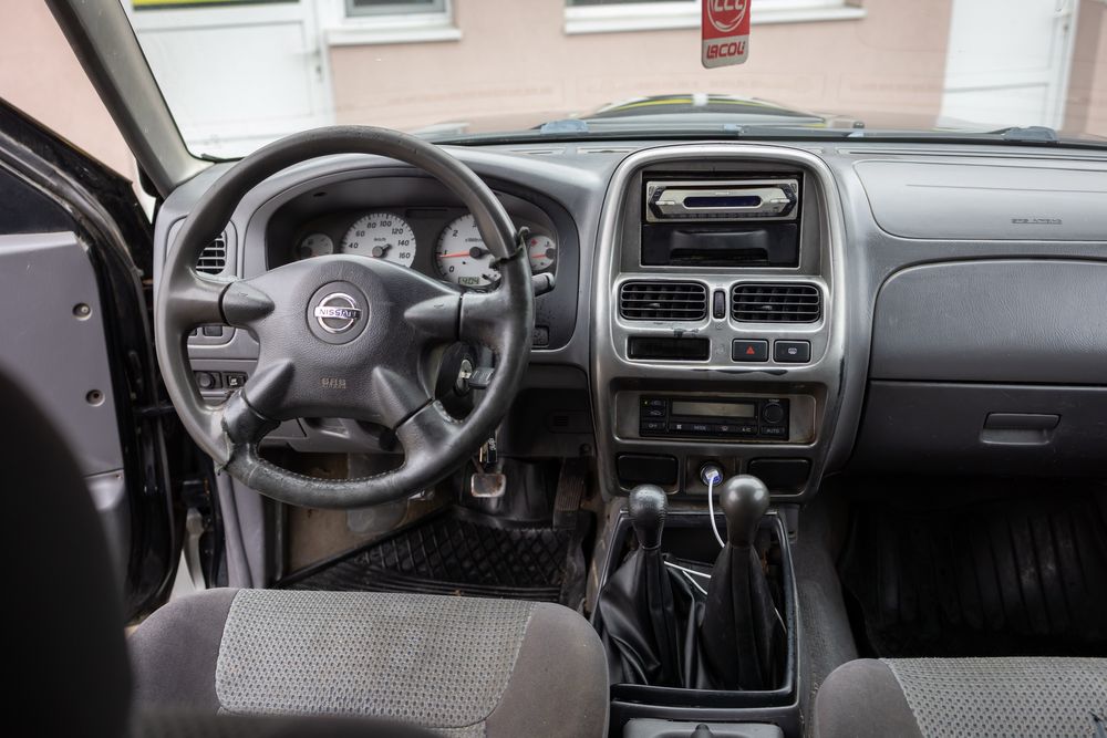 Nissan Navara D22