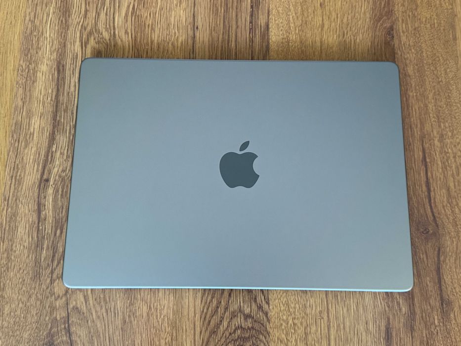 14' Apple MacBook Pro 2021 M1 Pro Space Grey 32GB RAM/512GB SSD