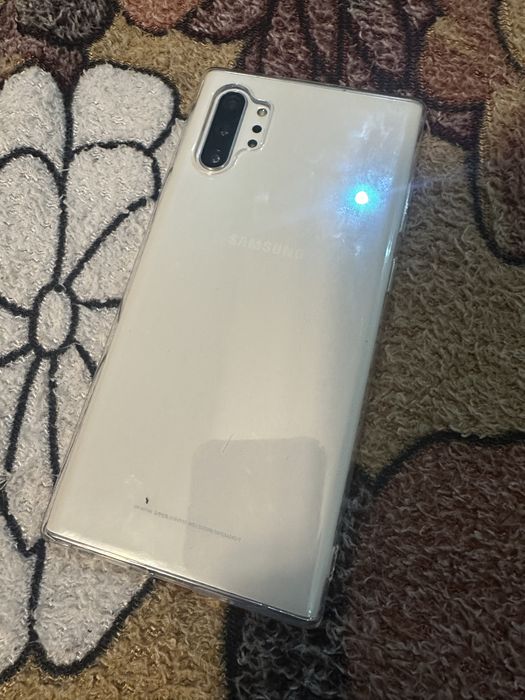 Продам оригинальный Samsung Galaxy Note 10 Plus.