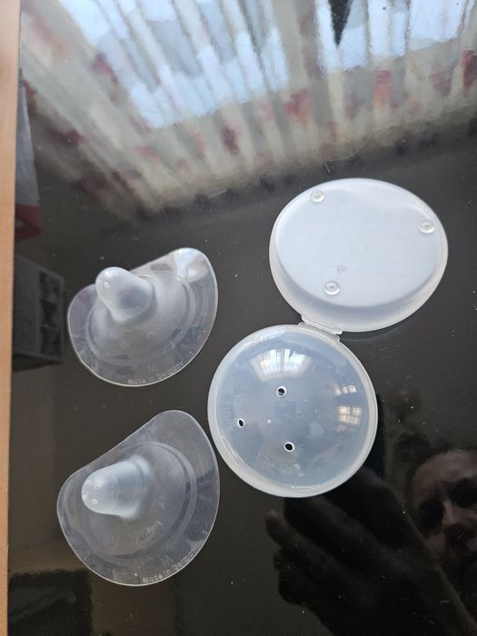 Nuk  Шише за хранене със силиконов биберон стъкло протектор за зърна