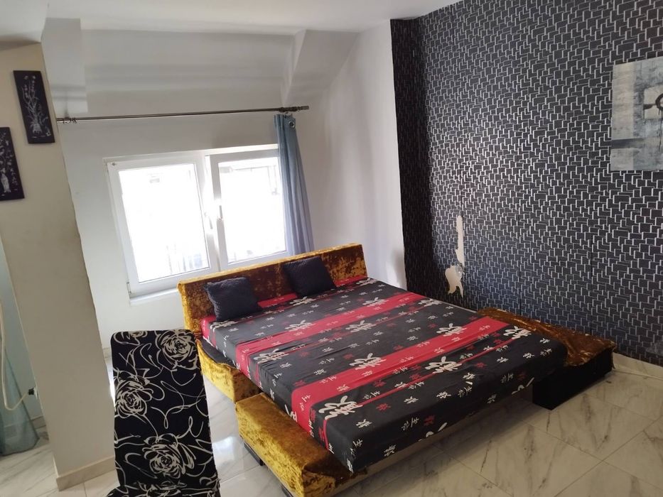 Продава се Тристаен апартамент в Варна, Автогара - 116 кв.м за 1555 €/кв.м - Снимка #6