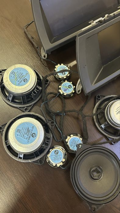 Дисплей,тонколони BMW E70-E71