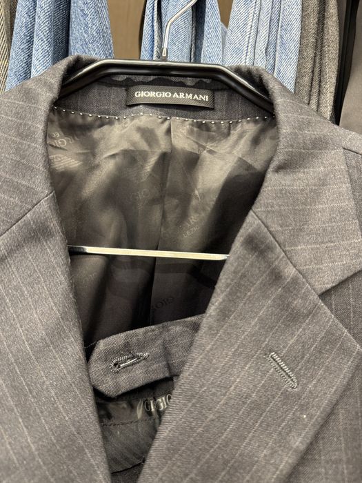 Мъжки Костюм Giorgio Armani
