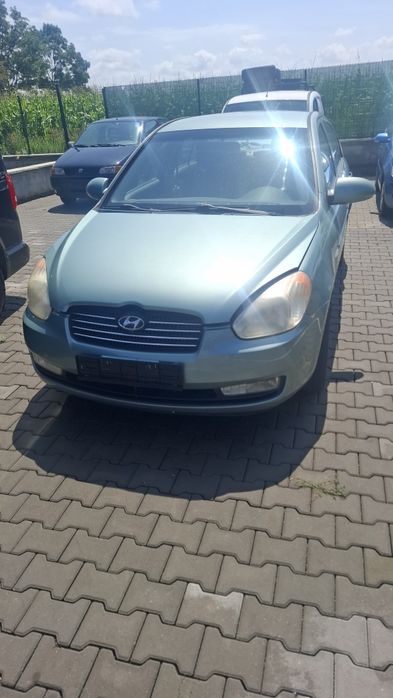 Vand stopuri,faruri Hyundai  Accent