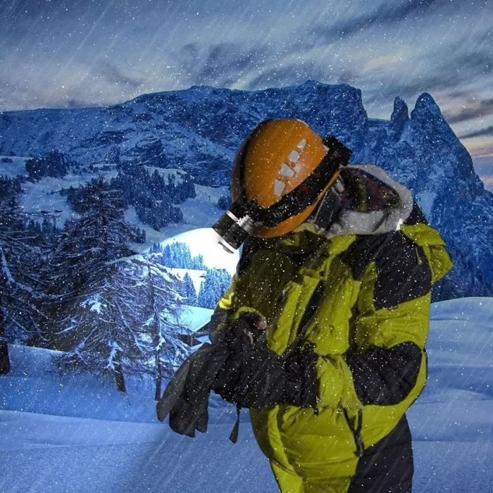 Lanterna frontala  Aluminiu, Led 3 x CREE-XM-L T6 ,3000 Lumeni