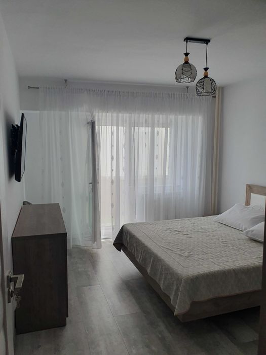 Apartament 3 camere de inchiriat
