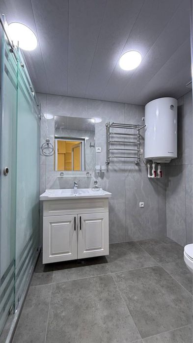 Продается 3 ком. Квартира площадью 90 кв.м. Рядом с Аэропортом