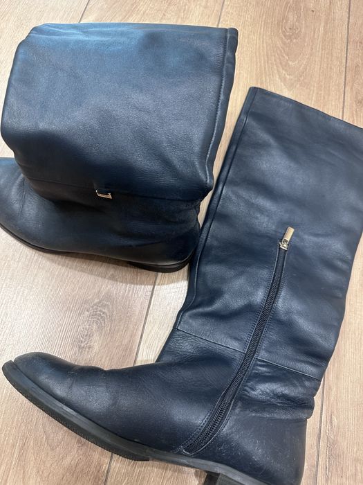 Срочно Продам кожанные зимние сапоги