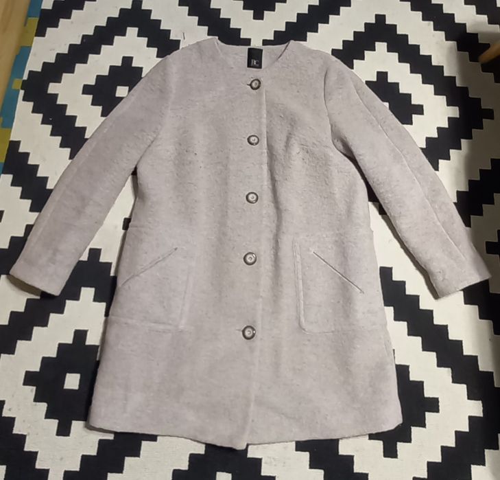 Дямско палто с копчета 44размер