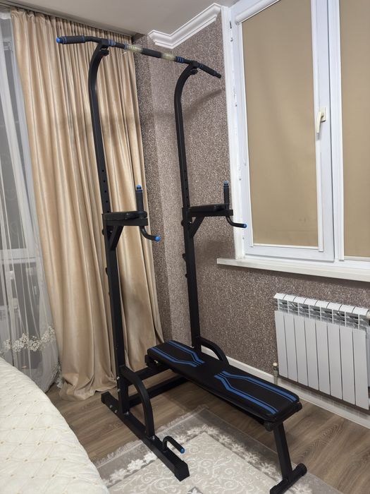 Напольный турник для дома