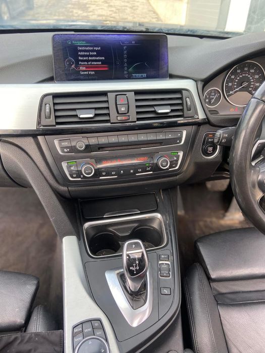 Dezmembrez BMW 330d F31 N57 258cp M-Pack,Xenon,NBT,Panoramic,recaro