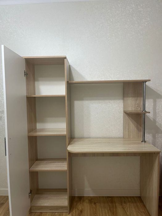 Школьная парта со шкафом