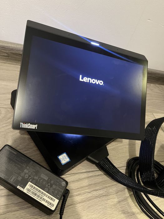 Lenovo i5 gen 8 Hub Videoconferința