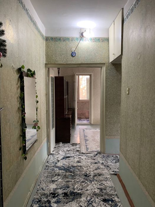 Algoritm 1 xona sotiladi