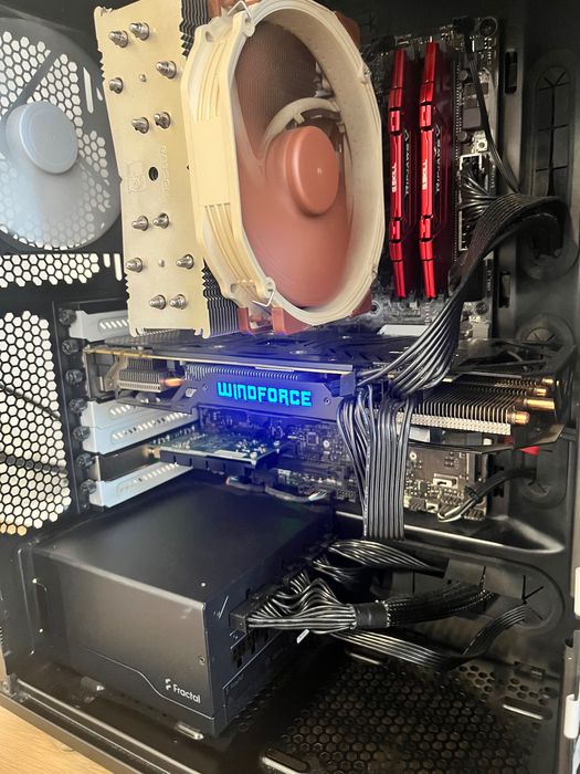 Бюджетен гейминг i7-6700K/ 16GB RAM/ GTX 970/ Fractal Design/ Noctua