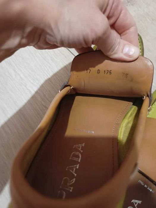 FENDI Size 43/PRADA Size 42 100% Кожа