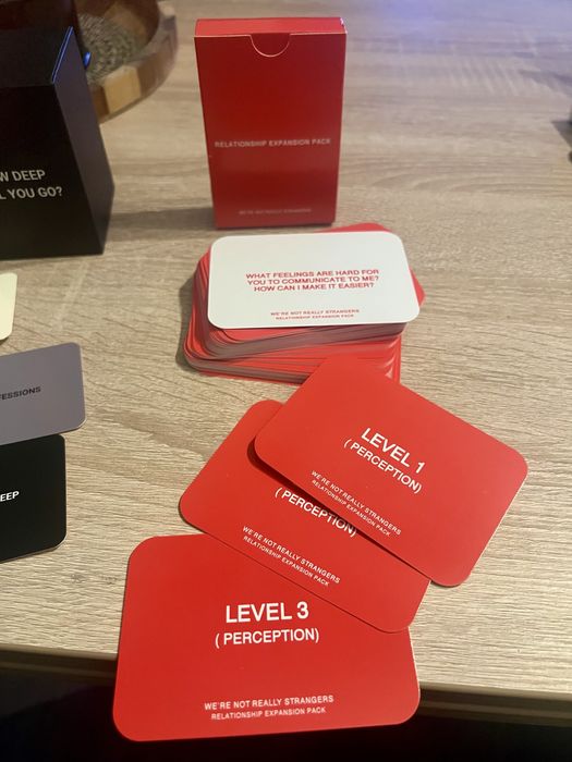 Настолни игри на английски и български