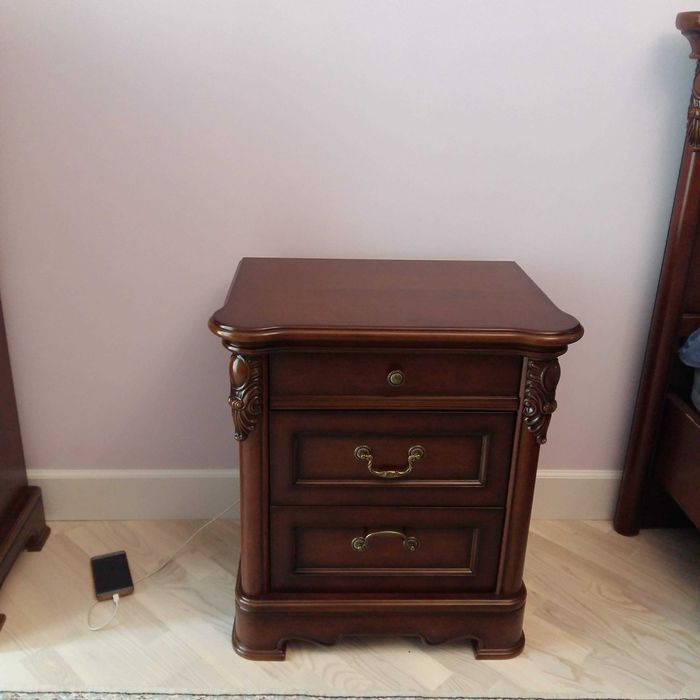 Спальный гарнитур