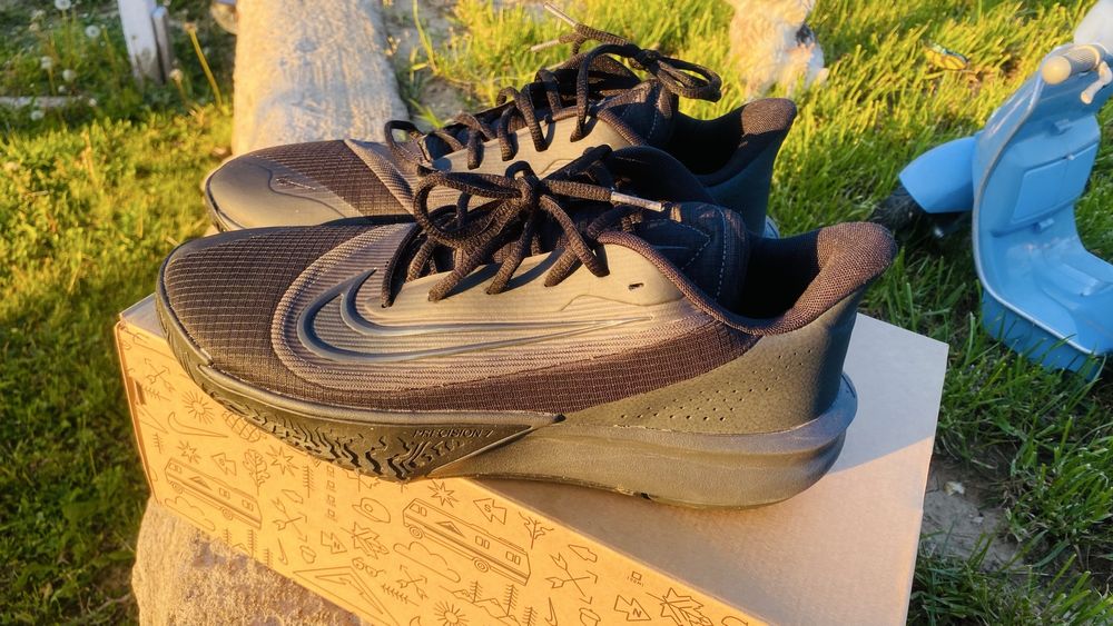 Маратонки Nike нови