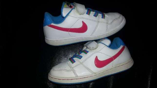 Кожени маратонки Найк; номер 31