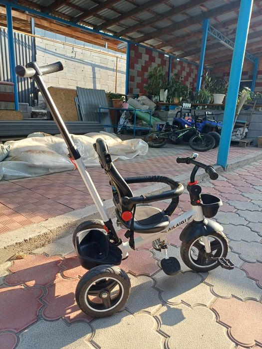 Детский велик с ручкой