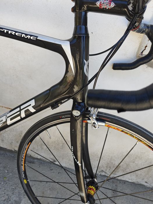 Cursieră full carbon