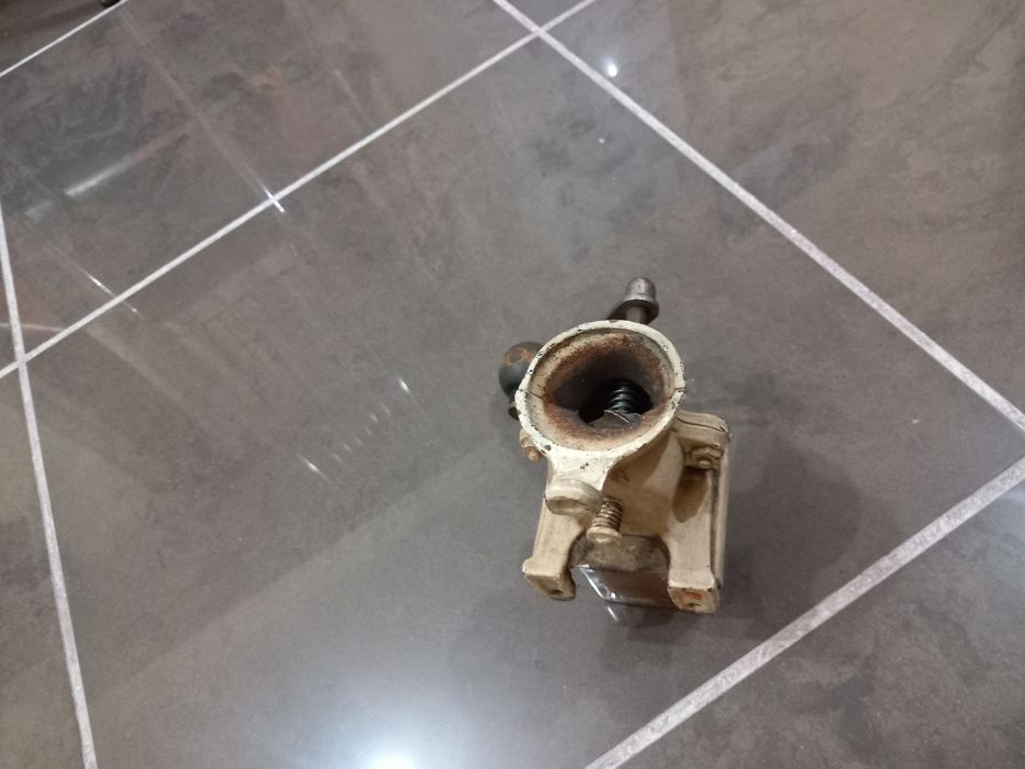 Rîjnita  de macinat cafea manuala