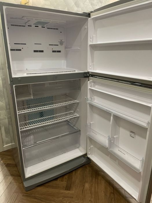 Холодильник HITACHI