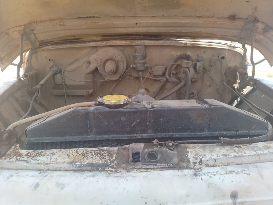 Gaz 53mashinasi sotiladi