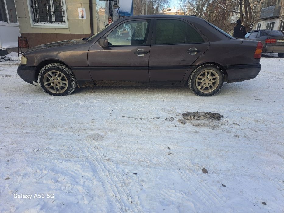 Мерс с180 продам