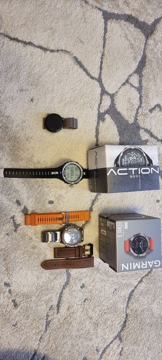 Garmin Fenix 6 sapphire , Seac action ,Huawei watch gt 3 elegant gold.
