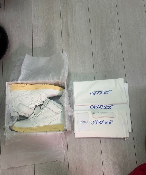 Off White Out Of Office