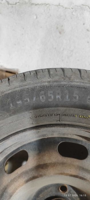 Летни гуми 4бр. 15+джанти от пежо 307