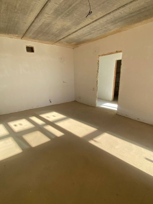 Продам 2 комнатную квартиру