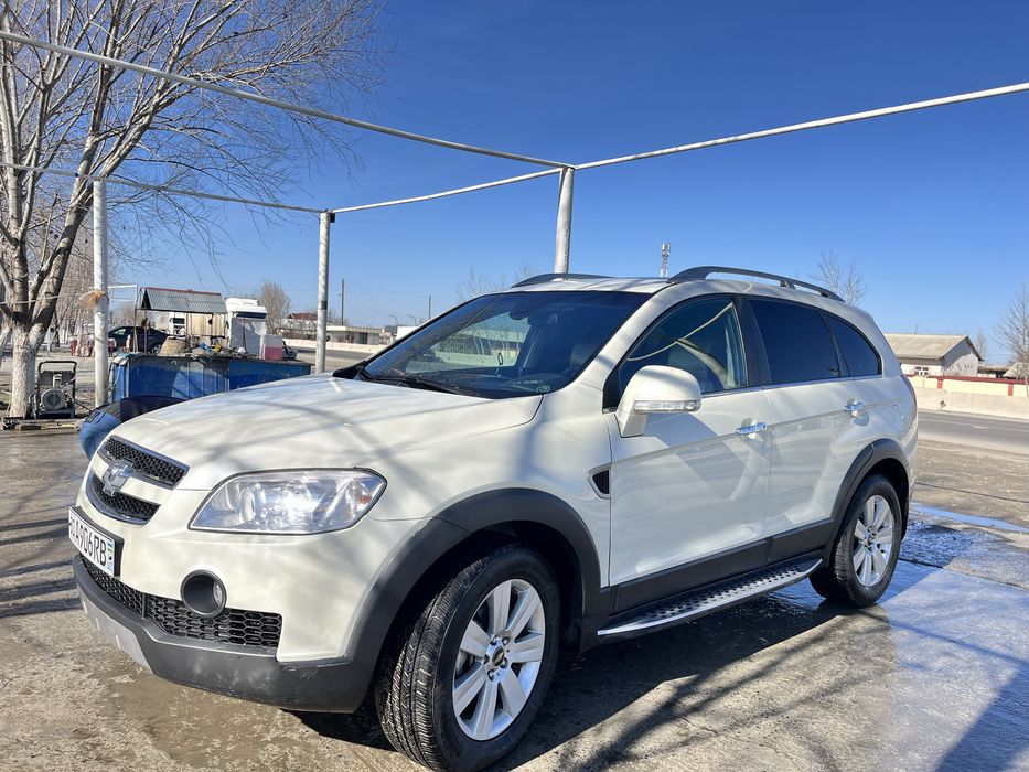 Captiva 1 (3.2 л мотор)  2009 г. 185.000 пробег. Оқ (белый жемчуг)