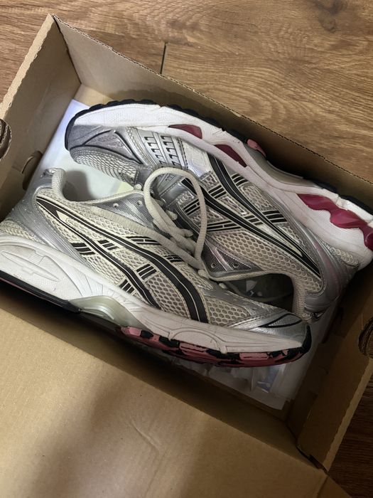 Asics Gel- Kayano 14 silver/pink
