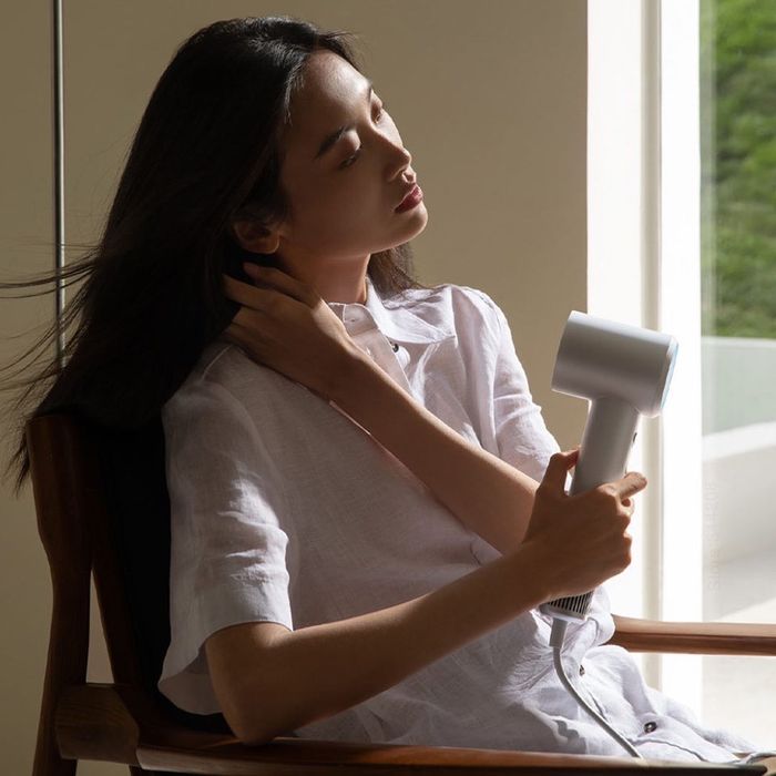 Фены для волос скорость ветра 62 M/с  xiaomi H 501