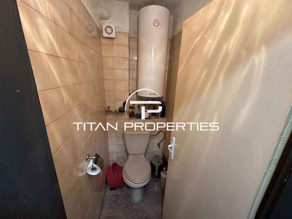 Дава се под наем Тристаен апартамент в Варна, Зимно кино Тракия - 100 кв.м за 562 € - Снимка #9