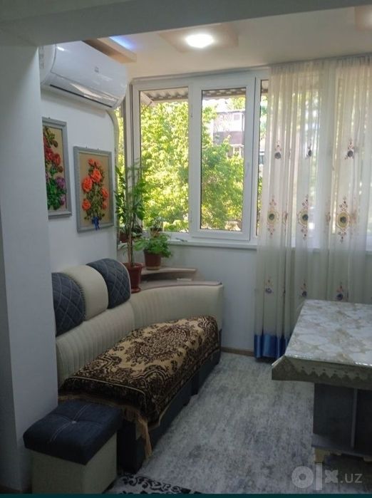 Marxabo 14- Maktab yonida 3 xonali kvartira sotiladi
