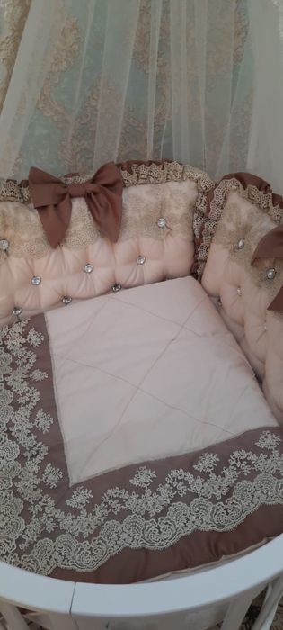 Продам очень красивый детский комплект!