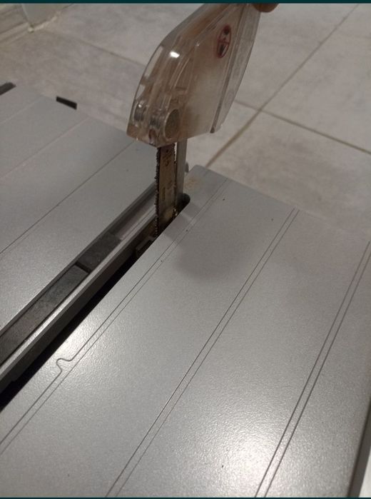 Bosch Advance Table Cut, настолна машина