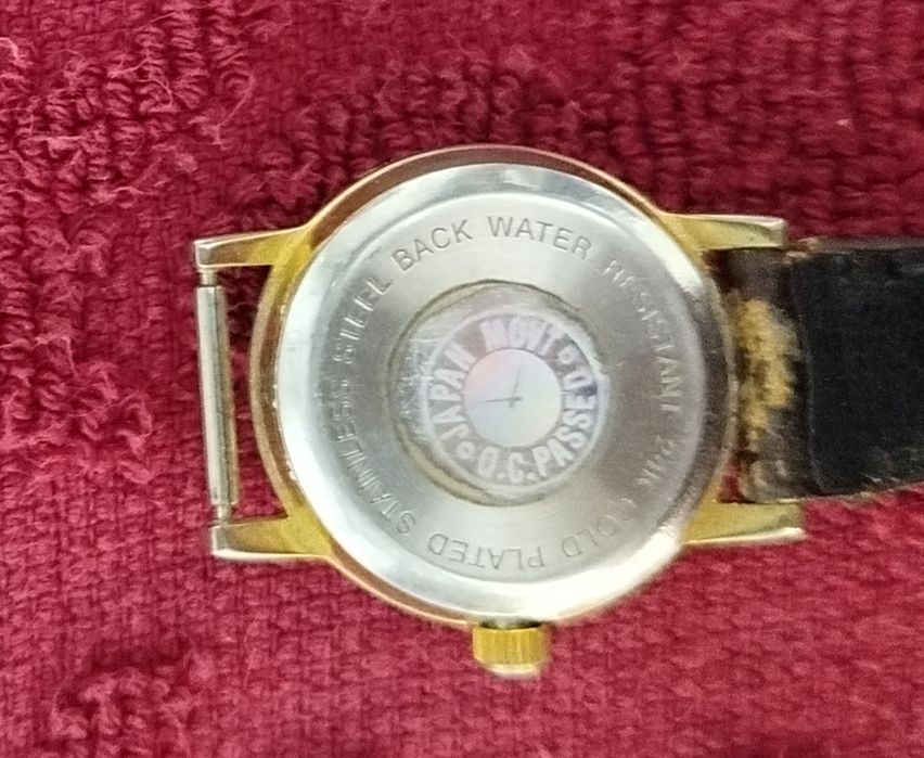 Срочно.Продам часы Romano 24K