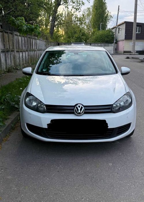 VOLKSWAGEN Golf 2010