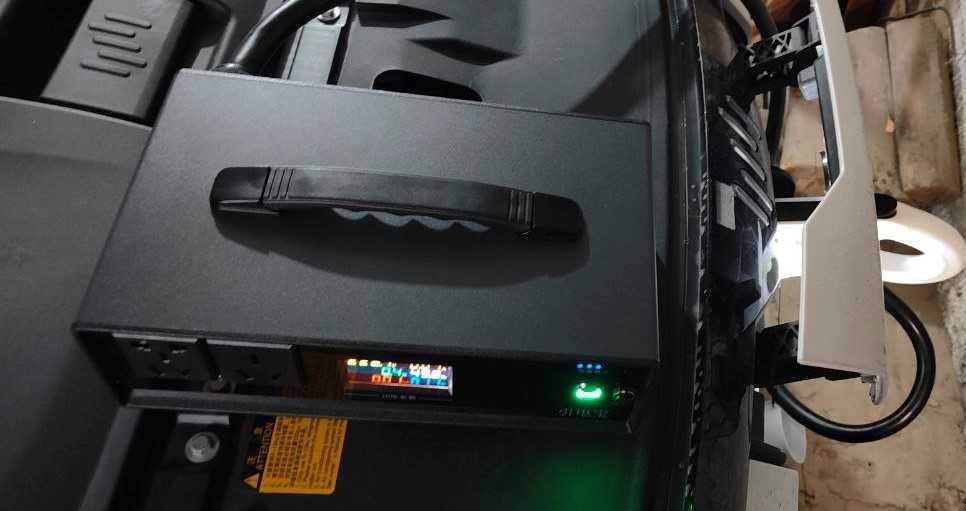 Продается инвертор для электромобиля (V2L)