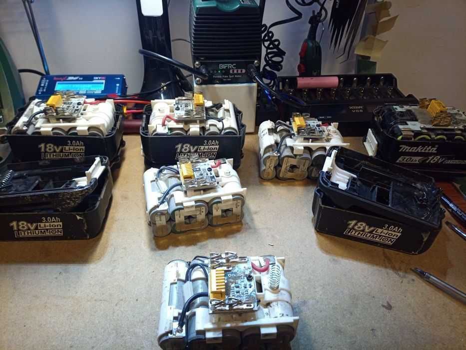 Reparatii/reconditionare baterii/acumulatori Litiu Li-ion și scule